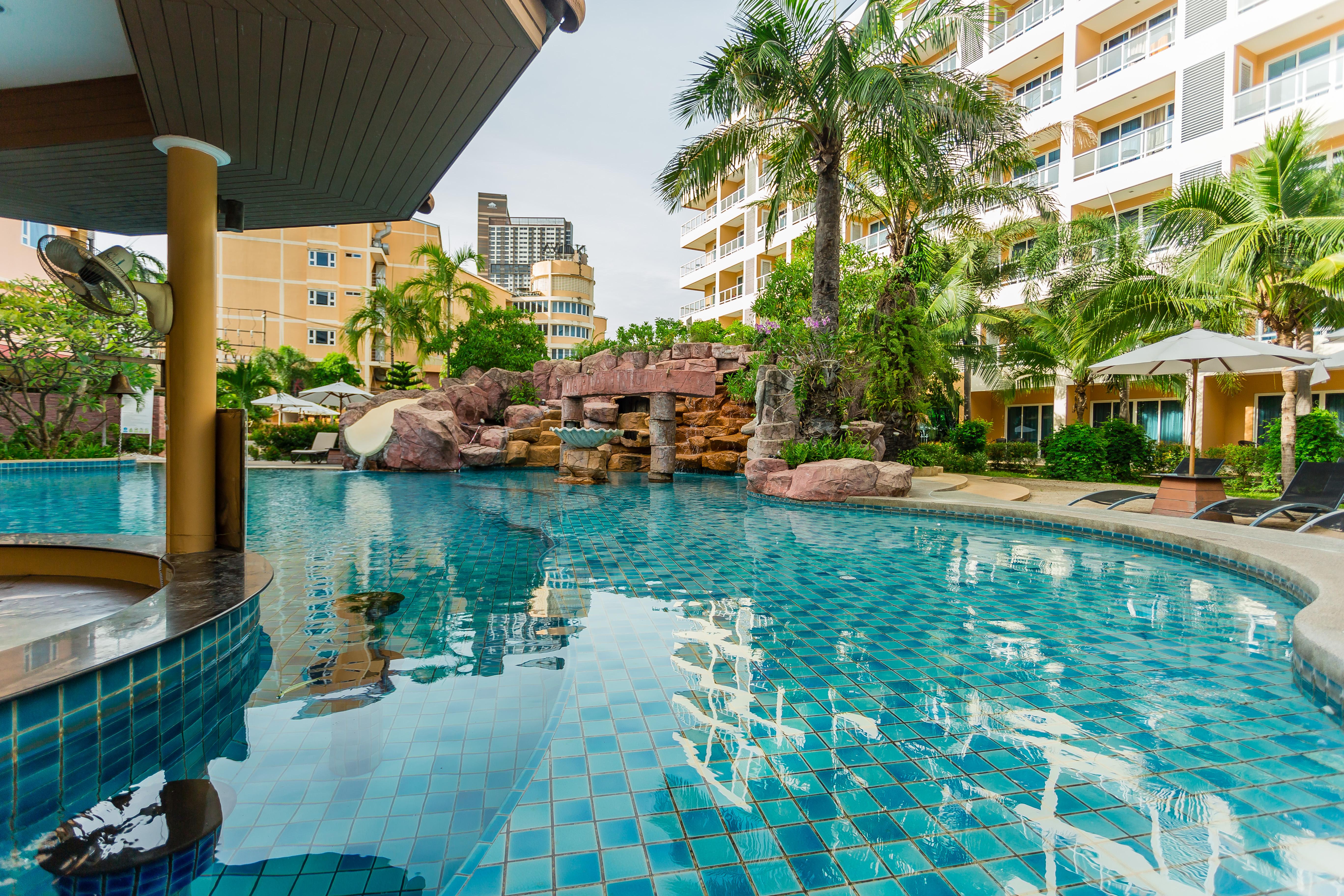 Nova Platinum Hotel Pattaya Zewnętrze zdjęcie